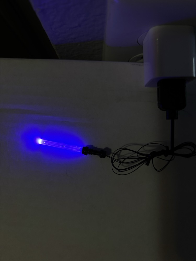 Light Up Lightsaber (Purple)