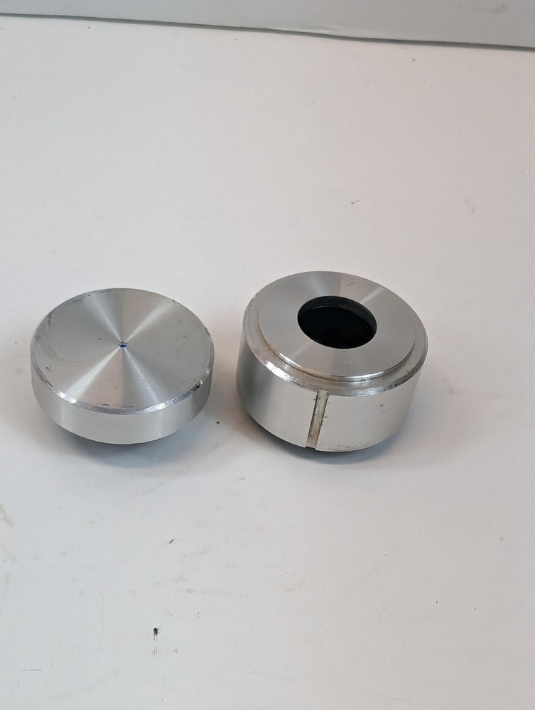 Realistic 31-2005 Stereo Frequency Equalizer - Output Level Volume Knob OEM