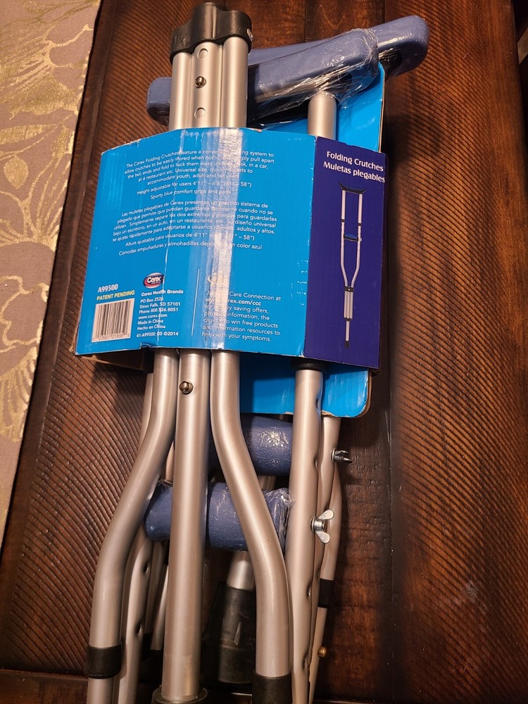 Carex Folding Crutches Universal Size A99500 Light adjustable 41" - 58"