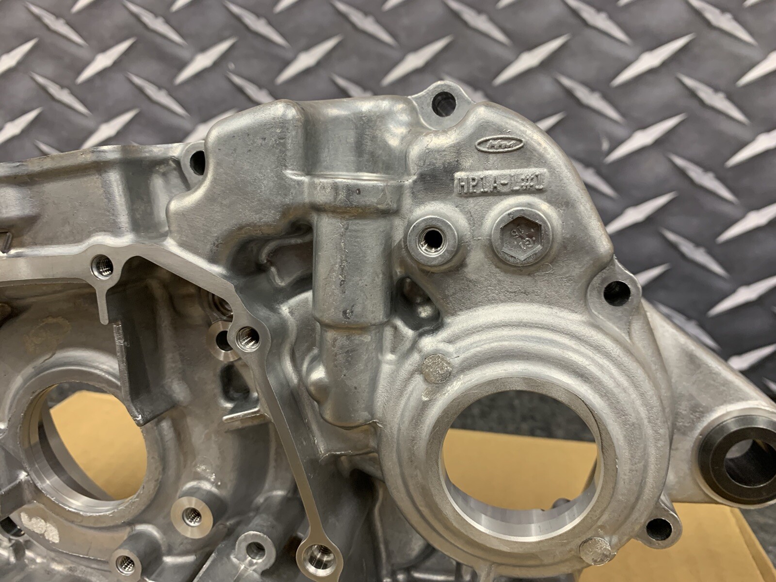 11200-HP1-670 NEW OEM HONDA LEFT ENGINE CRANKCASE 04-05 TRX450R