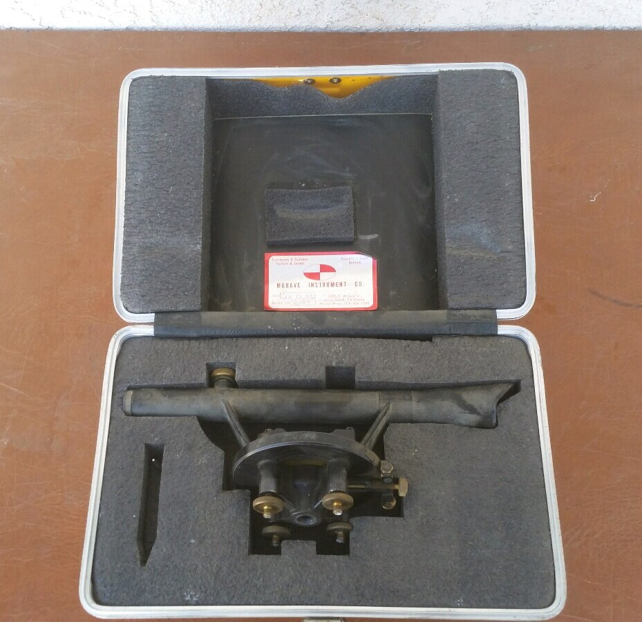 BERGER  INSTRUMENTS MODEL 190B WITH STORAGE CASE ((