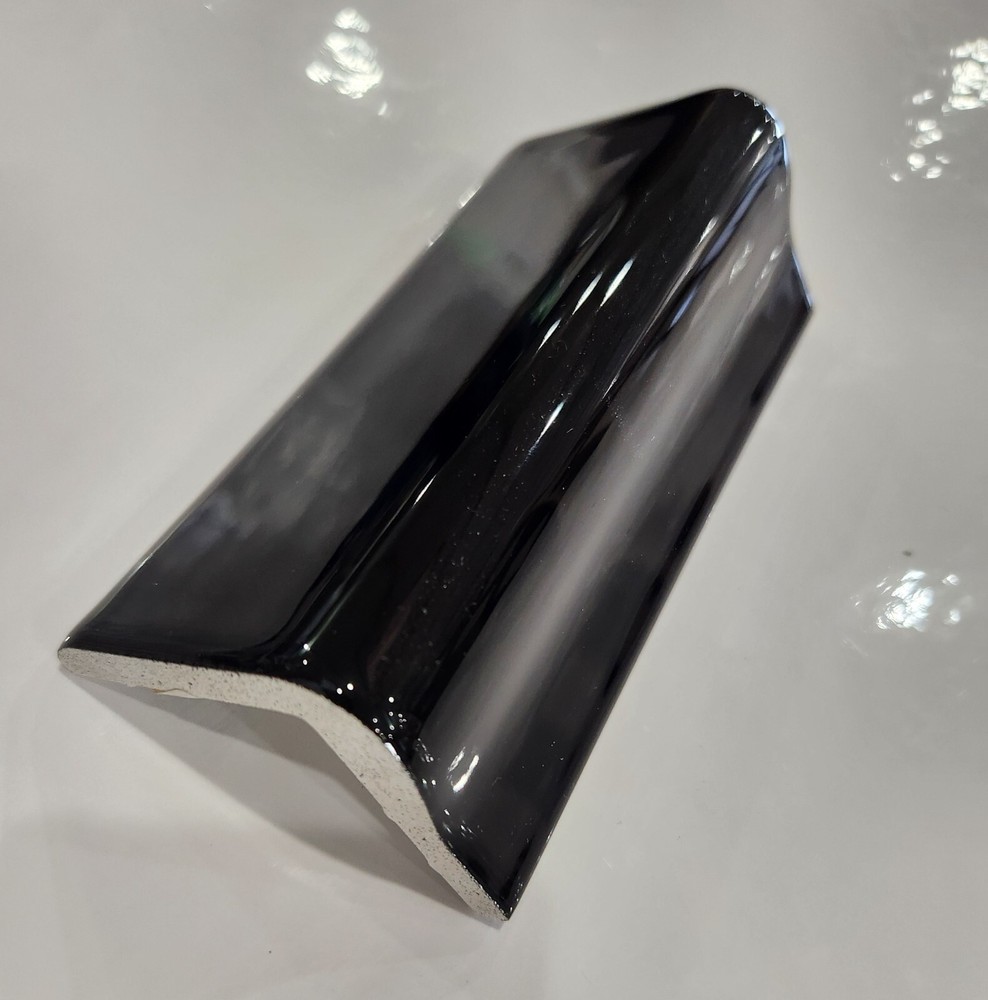 Glossy Black V Cap Ceramic Tile Countertop And Corner