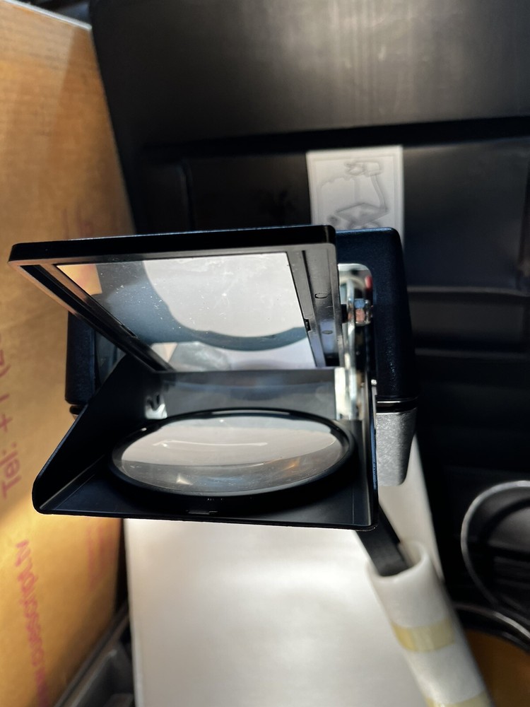 3M Scotch 589 Overhead Projector Folding Briefcase Portable Model - Working