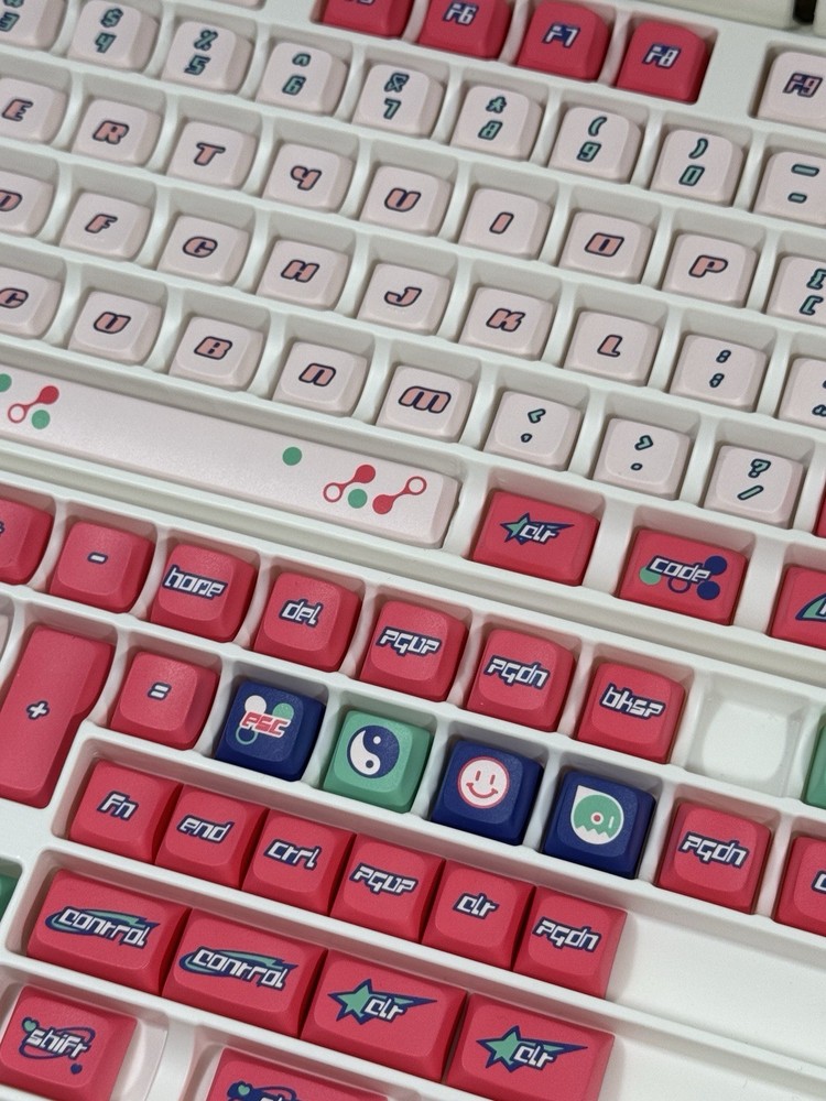 KEYTOK - Wave - KDA Profile Dye-Sub PBT Keycaps