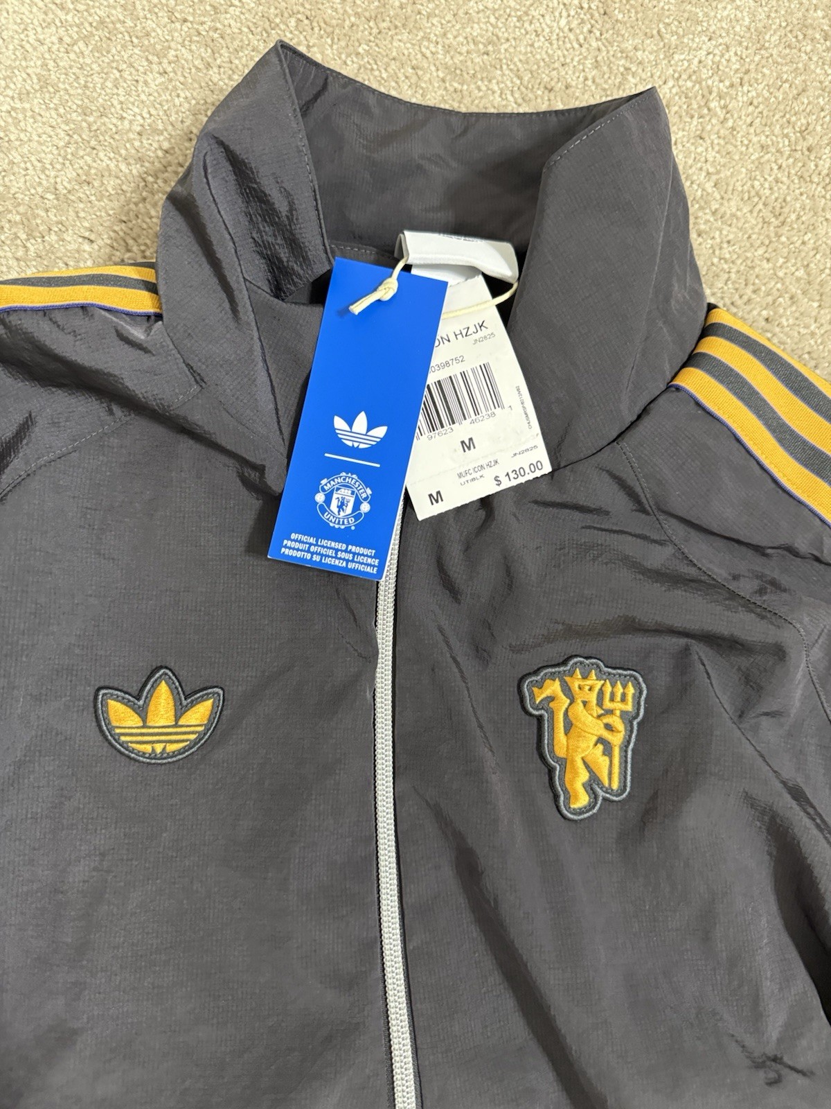 adidas Men's Manchester United 2025-26 Black Third Quarter-Zip Vintage Jacket