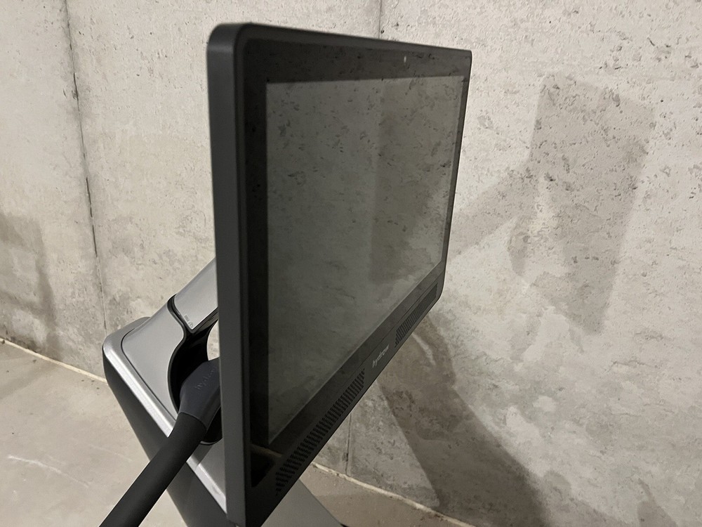 Hydrow Rowing Machine Barely Used Great Condition + Mat