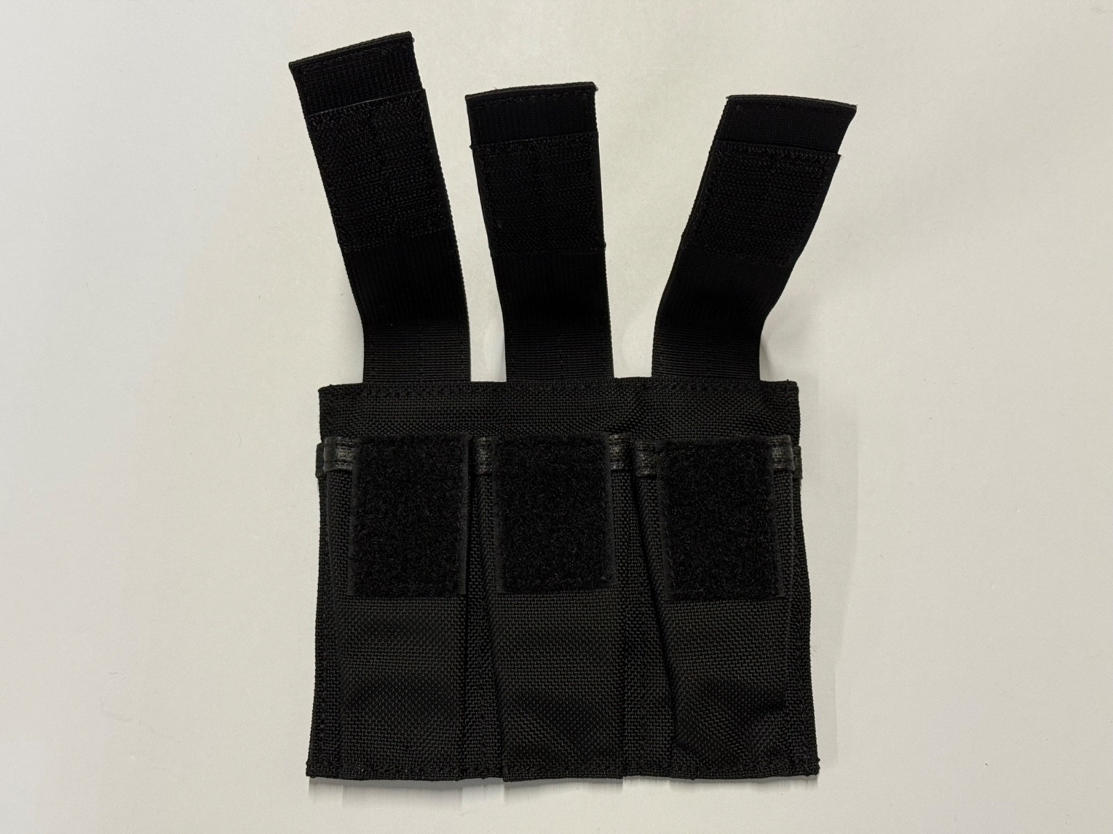 NEW Blackhawk Duty Horizontal Vertical Triple Pistol Mag Pouch Black 51PM03BK