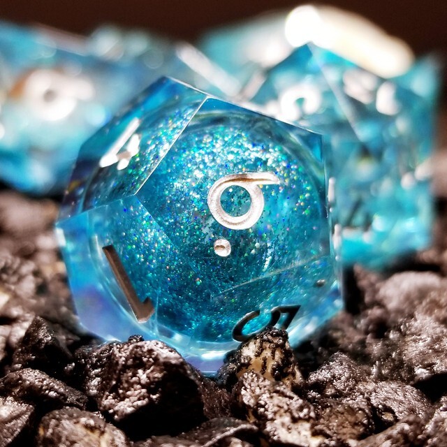 Sage's Spirits - Ice Spirits Liquid Core Sharp Edge Resin Dice Set