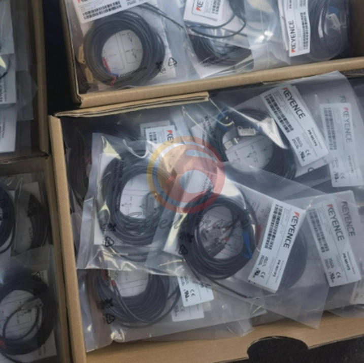 1PC New Keyence PR-MB15CN sensor