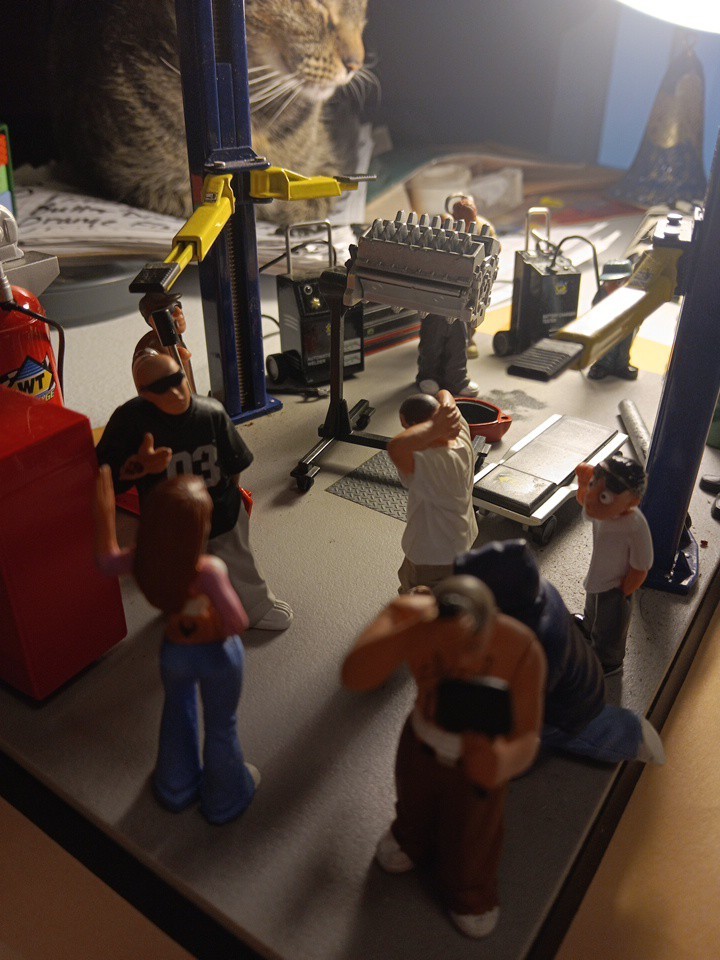 Auto Shop Diorama. Tools And Figures