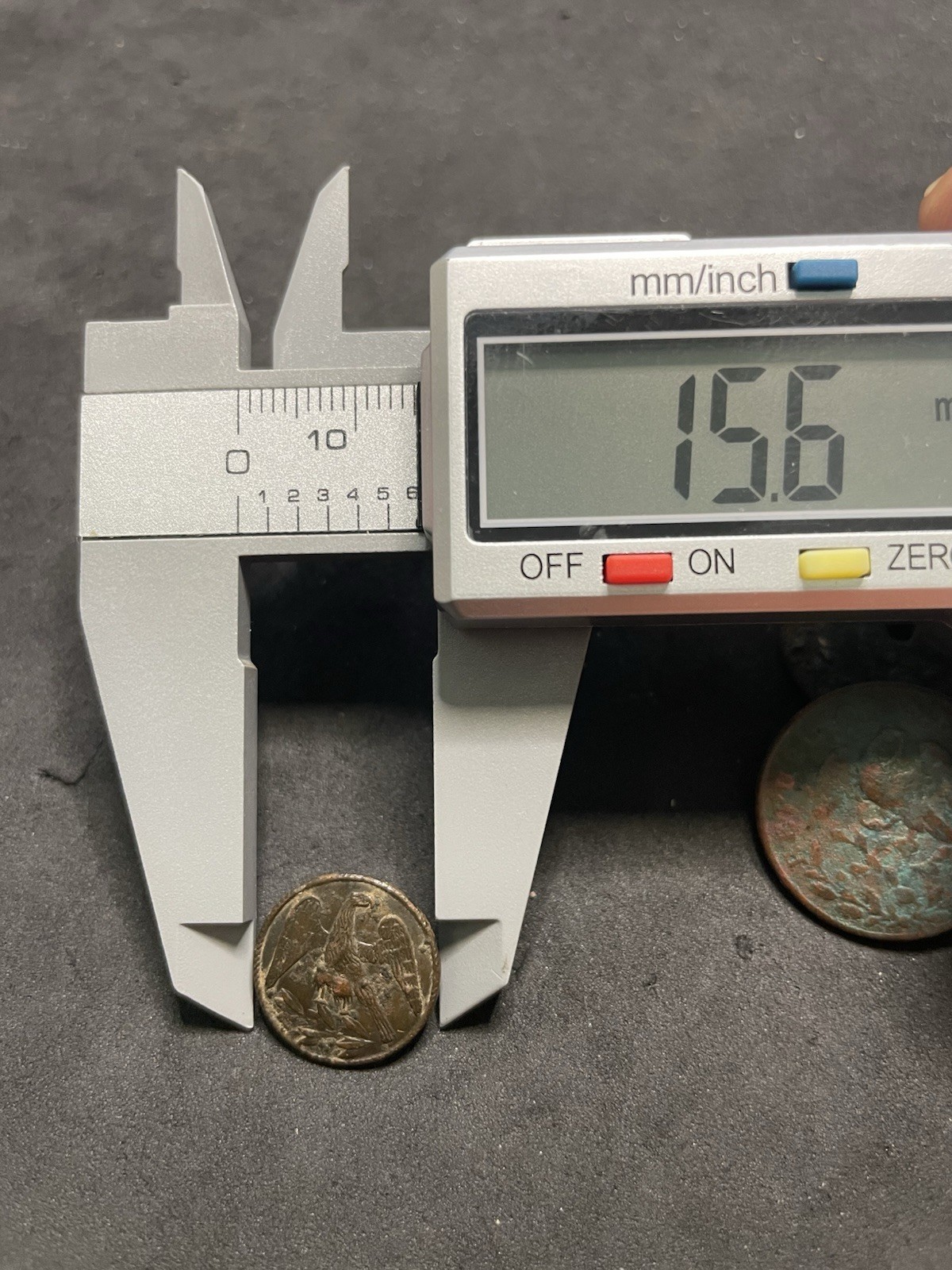 Mexican Military Dug Button Mexican War Period Button - Eagle 15.6 MM