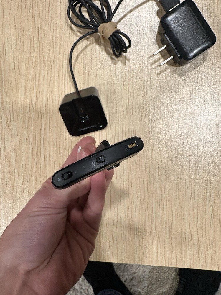 Plantropics Voyager Legend Missing Ear piece Includes Charging Dock Tested