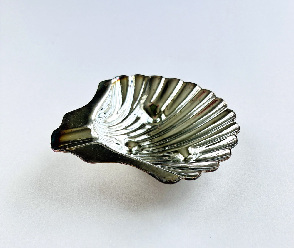 Lot of 4 Vintage Silver Plate Stackable Spoon Rest Dish Shell Seashell Footed