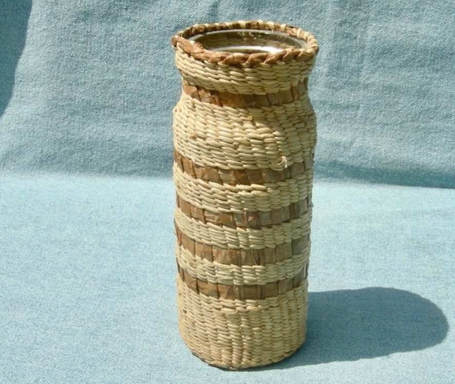 antique PACIFIC NW NATIVE AMERICAN NOOTKA, MAKAH HANDMADE BASKETRY GLASS JAR