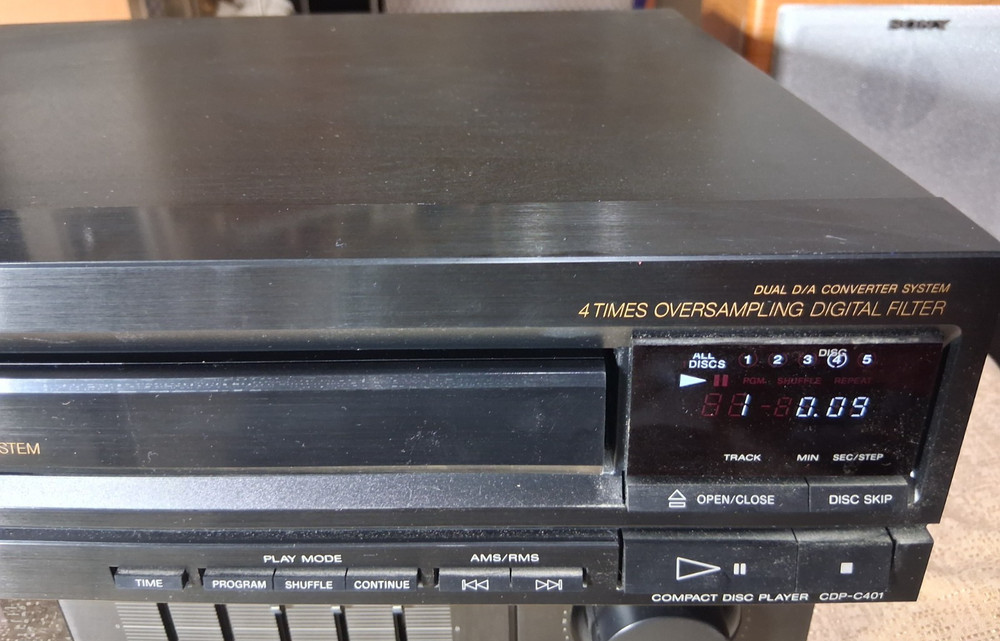 SONY CDP-C401 5-DISC AUTOMATIC COMPACT DISC CD PLAYER DUAL D/A CONVERTER SYSTEM
