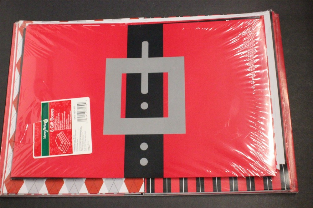 8 pack CHRISTMAS Assorted Size Gift Wrap Packaging Boxes - 8 Pack