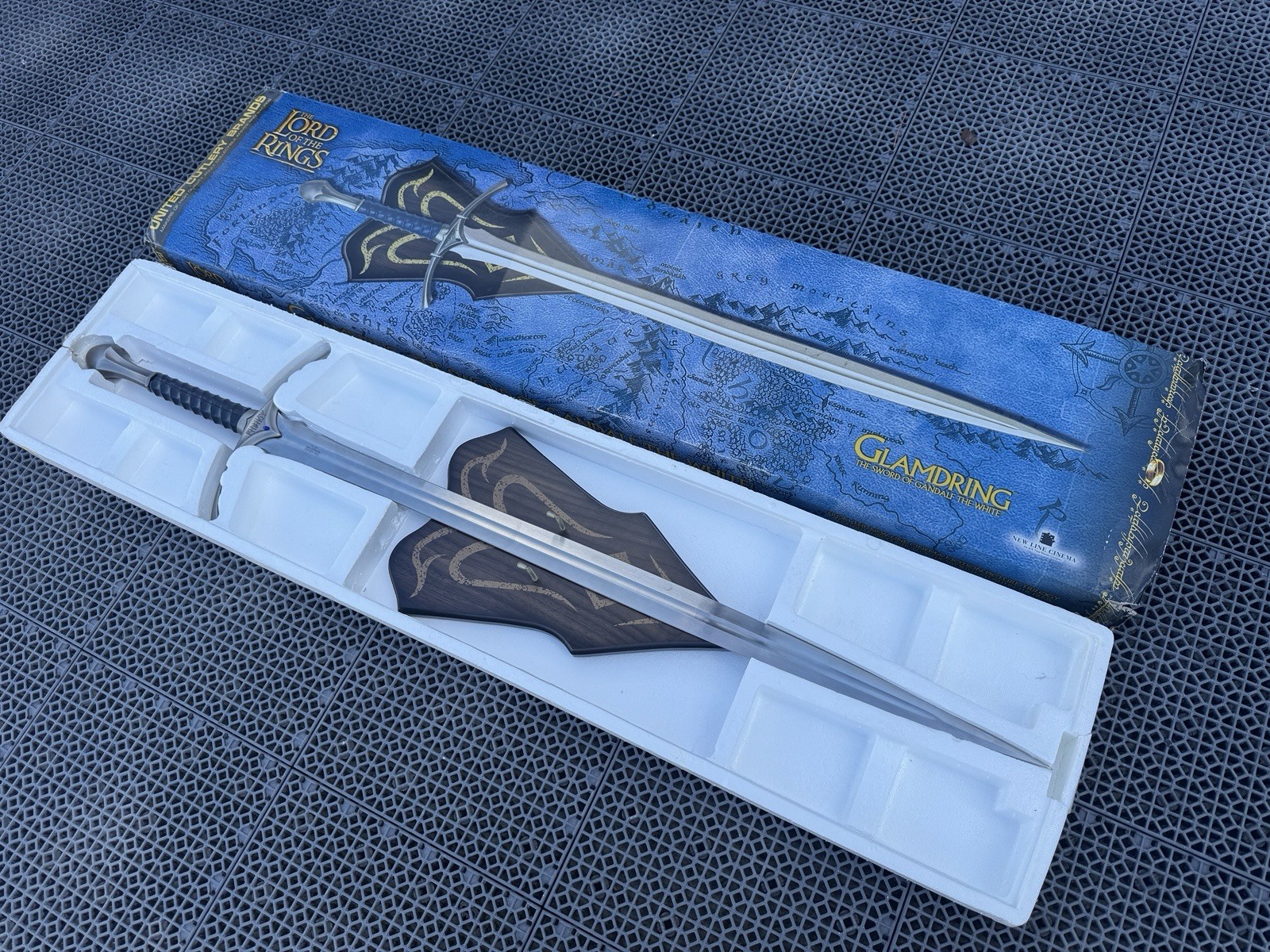 Lord Of The Rings United Cutlery UC-1265 Glamdring 1:1 Scale