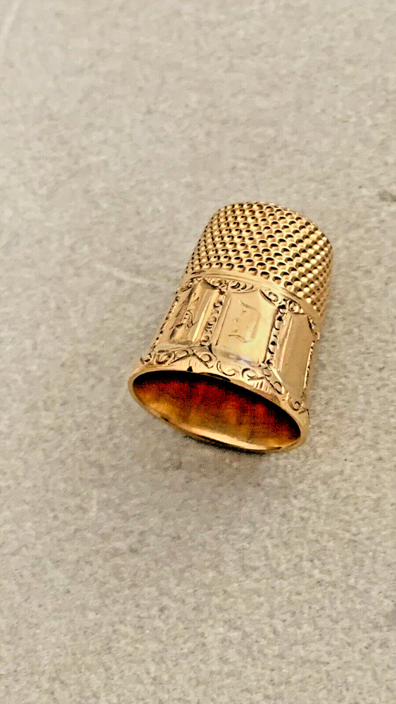 Antique Victorian 14kt Solid Yelow Gold Thimble