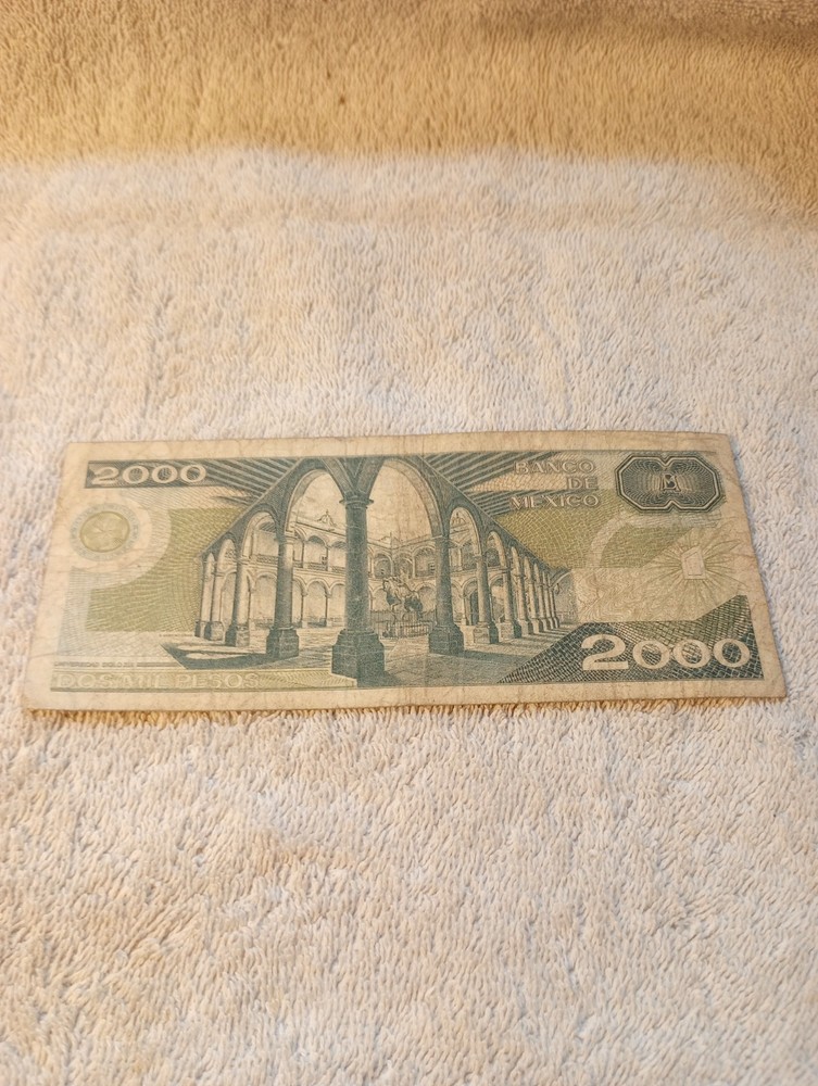 Mexico - 1988 2000 Pesos - D6251536