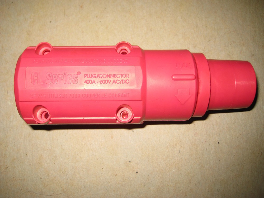 Advanced Devices CL Series CL2F Inline female locking plug connector Red