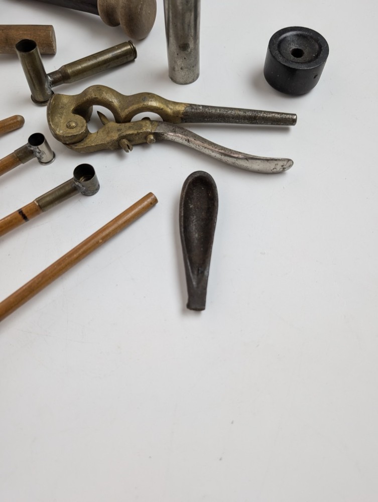 Antique black powder reloading / muzzleloading tool lot.