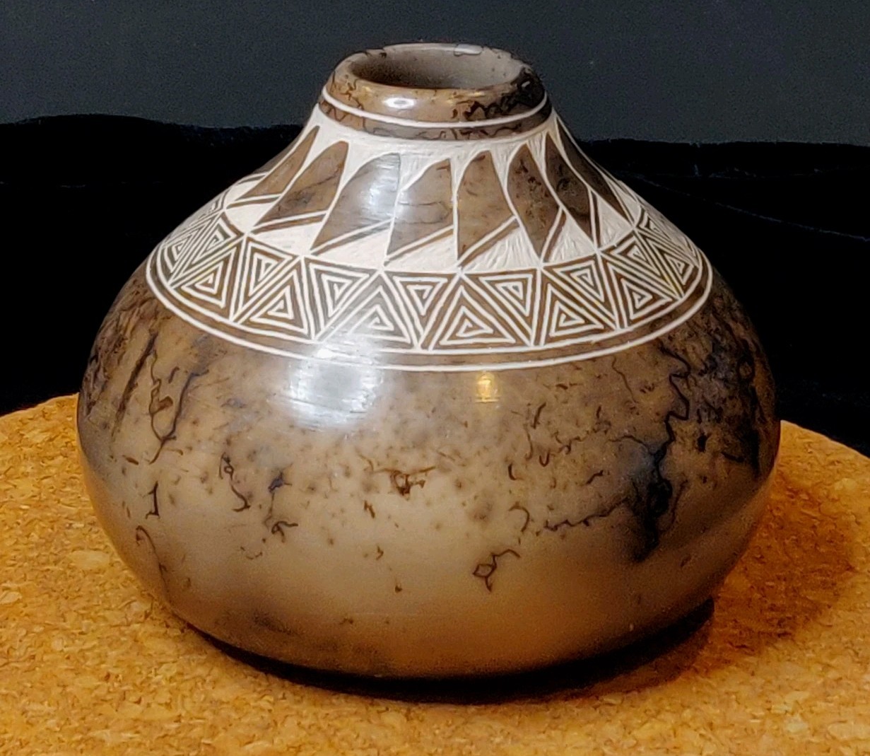 Vintage Signed Veronica Louis Acoma Pueblo Native American Pottery Vase 3.5"X4"