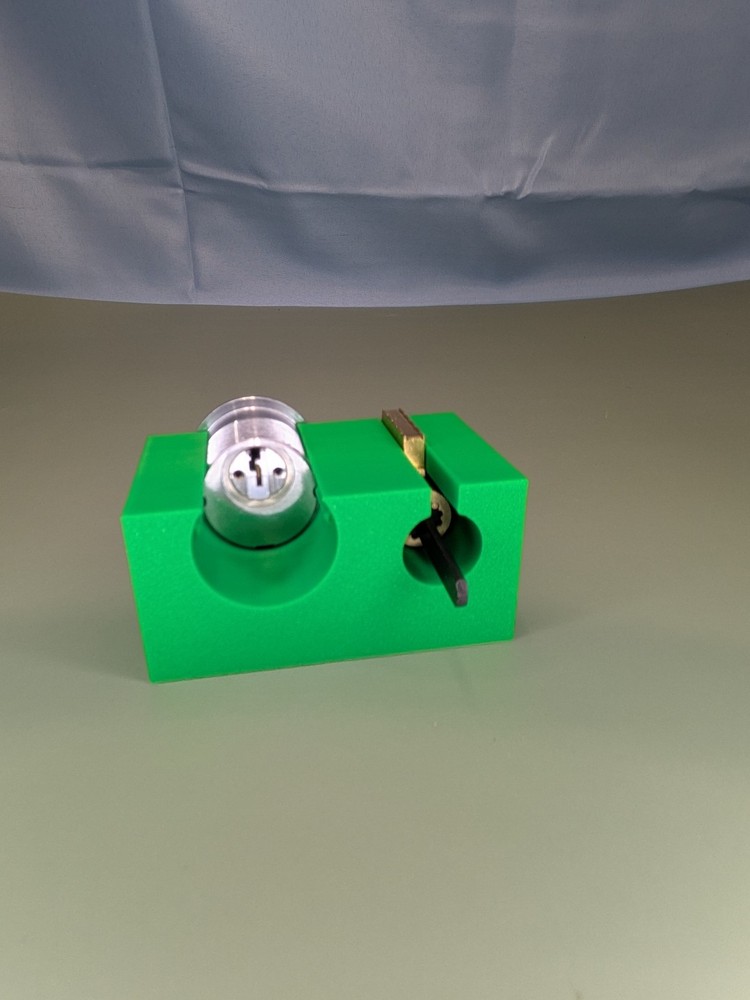 Lock cylinder pin checking holder