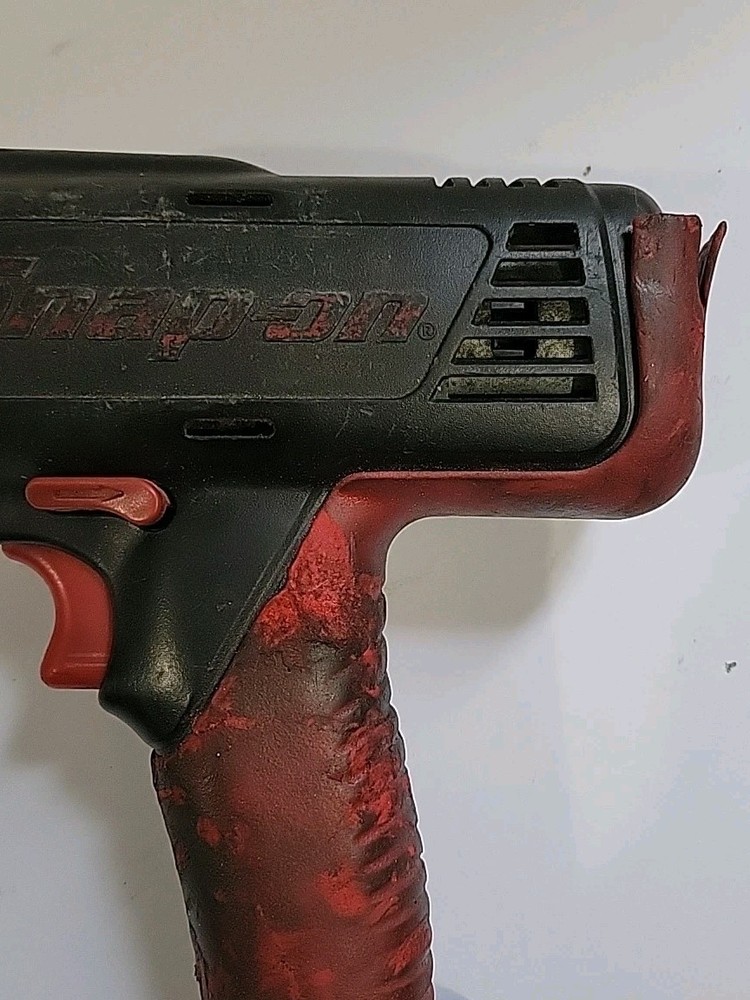 Snap-On Red And Black Drill With 18 Volt CDP4850