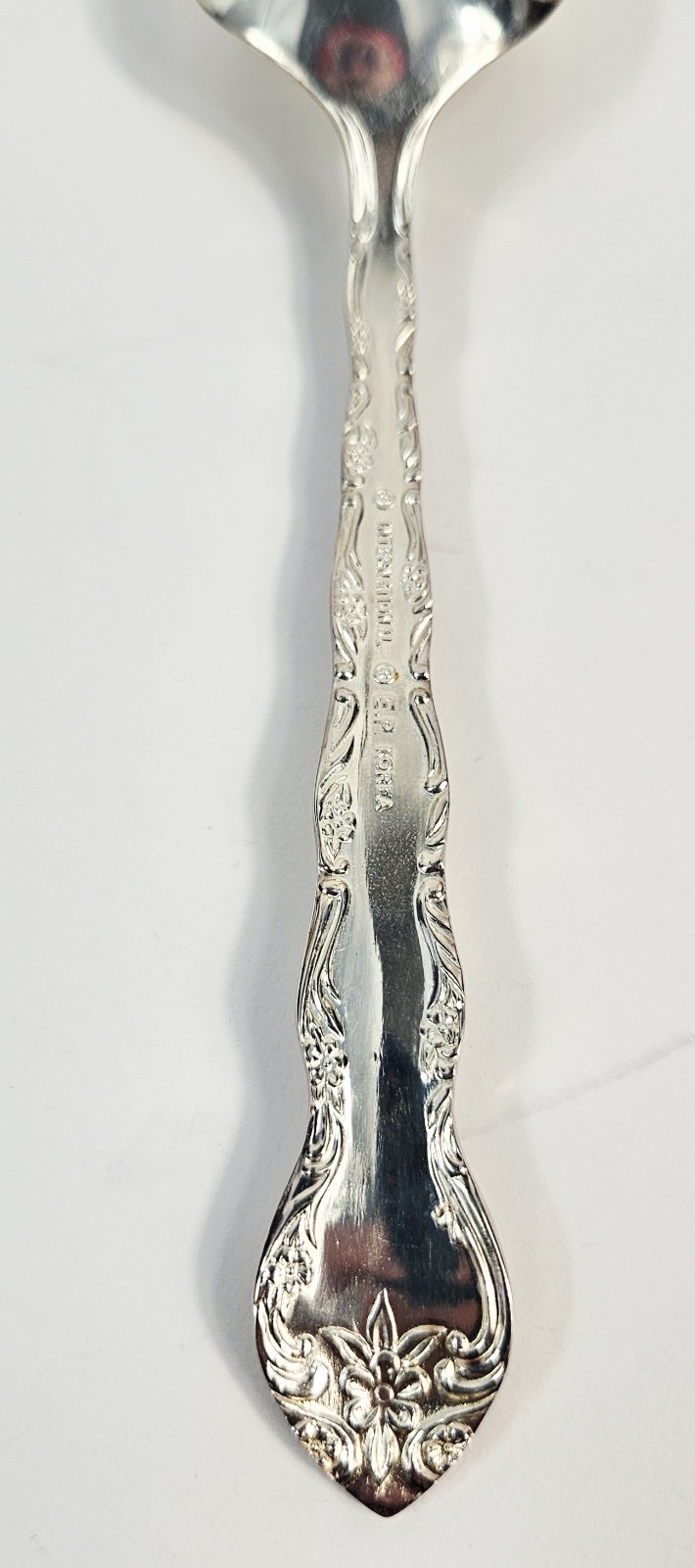 66 pc International Silverplate Abbey Rose Full Service for 12 + 6 Serving Korea