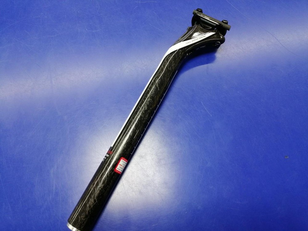 FSA K-FORCE LIGHT 350mm φ31.6mm carbon seat post Used