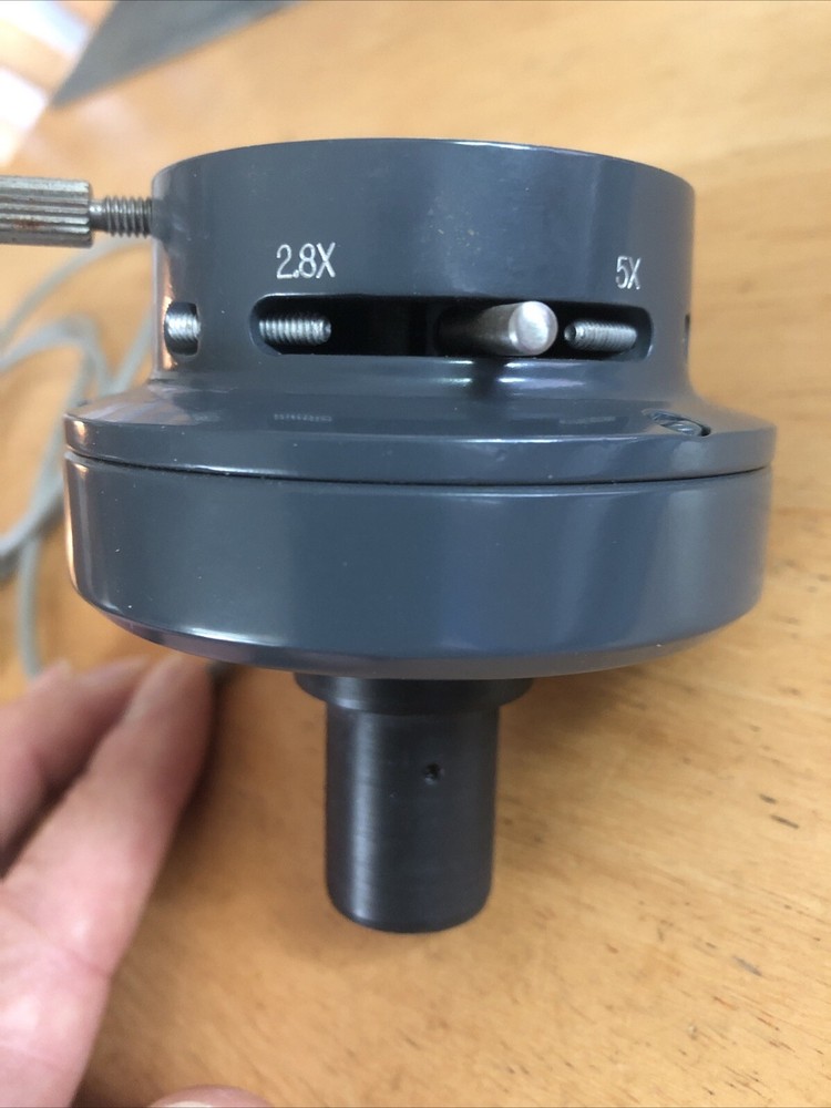 American Optical Microscope Automated Shutter with Built-in Cable 2.8X-5X - Nice