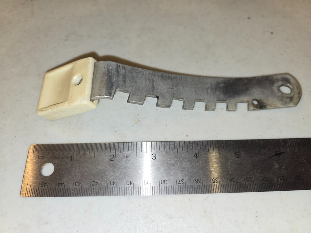 607672 Lawn-Boy Rear Height Adjust Lever