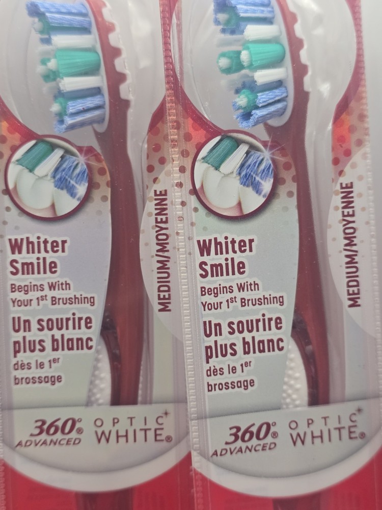8 PACK - Colgate 360 Advanced OPTIC WHITE Medium Toothbrushes, Assorted Colors