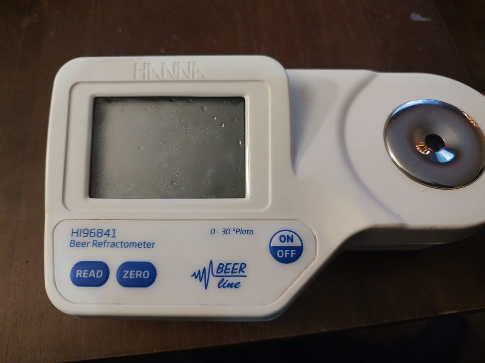 Hanna HI96841 Digital Refractometer