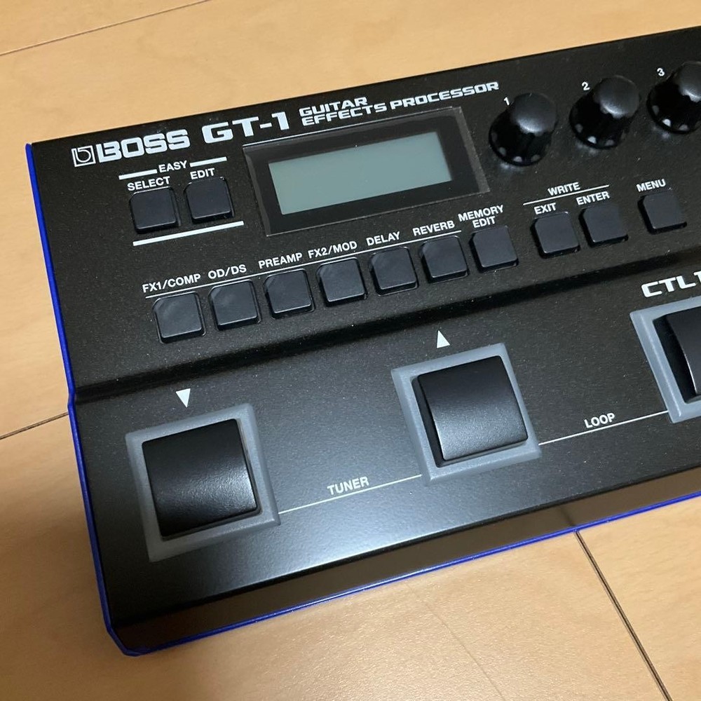 BOSS GT-1 Guitar Effects Processor Multi-effector Box Manual Textbook