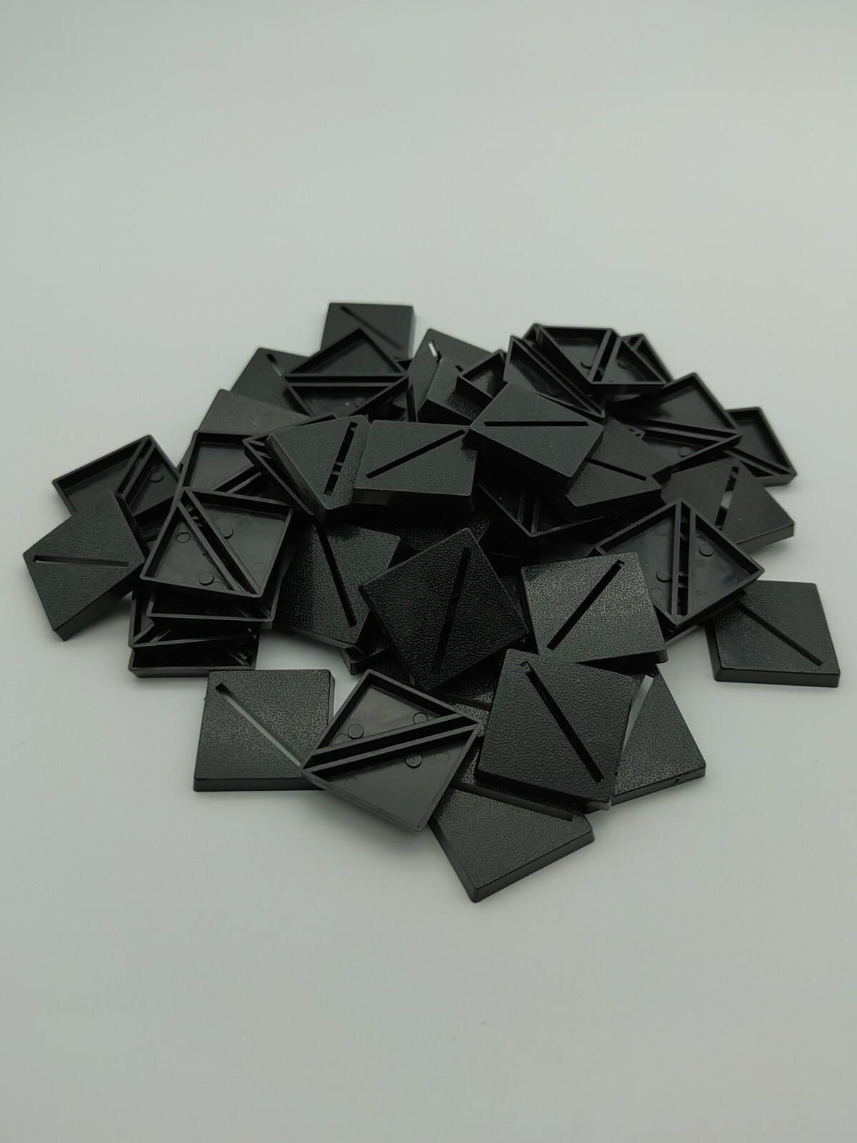 Lot Of 60 25mm Square Beveled Slot Bases Used For Warhammer Fantasy Saurus Orc