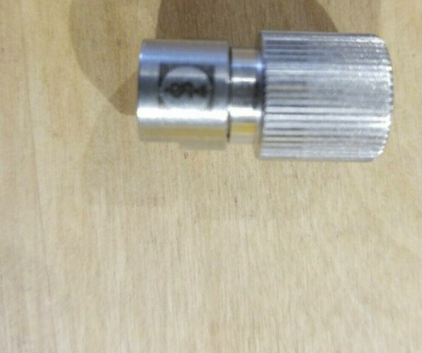 AESCULAP MB010 AesculapMB010 light source cable adaptor.