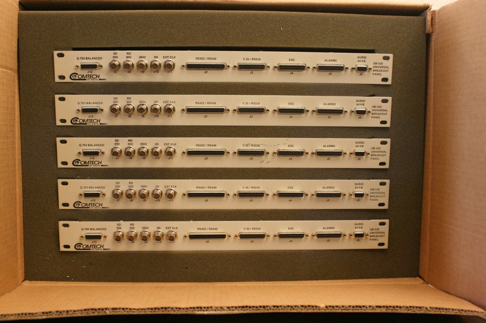 COMTECH EF DATA SATELLITE UB-530 UNIVERSAL BREAKOUT PANEL