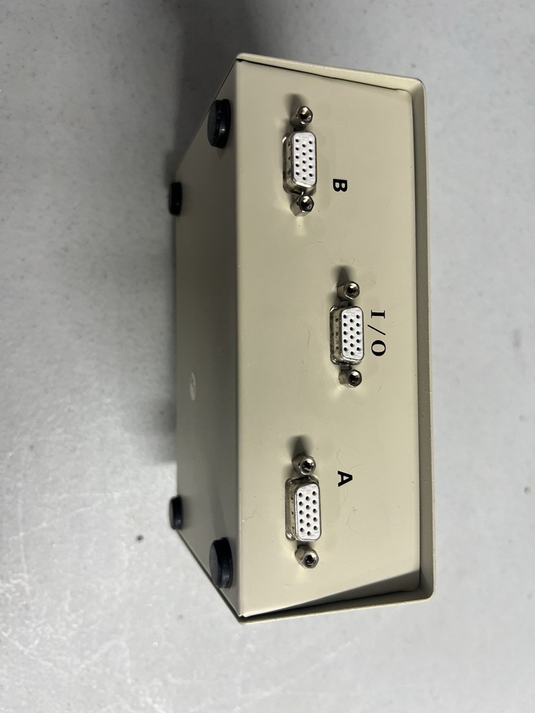 Vintage VGA Data Transfer Switch Manual A B Selector Box