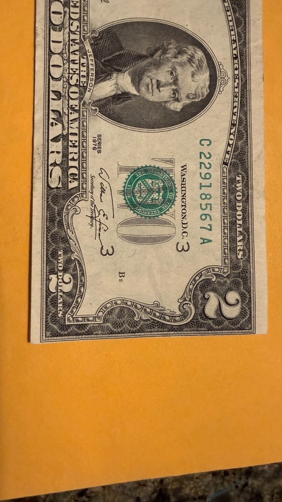 1976 $2 Two Dollar Bill Misscut/Misaligned