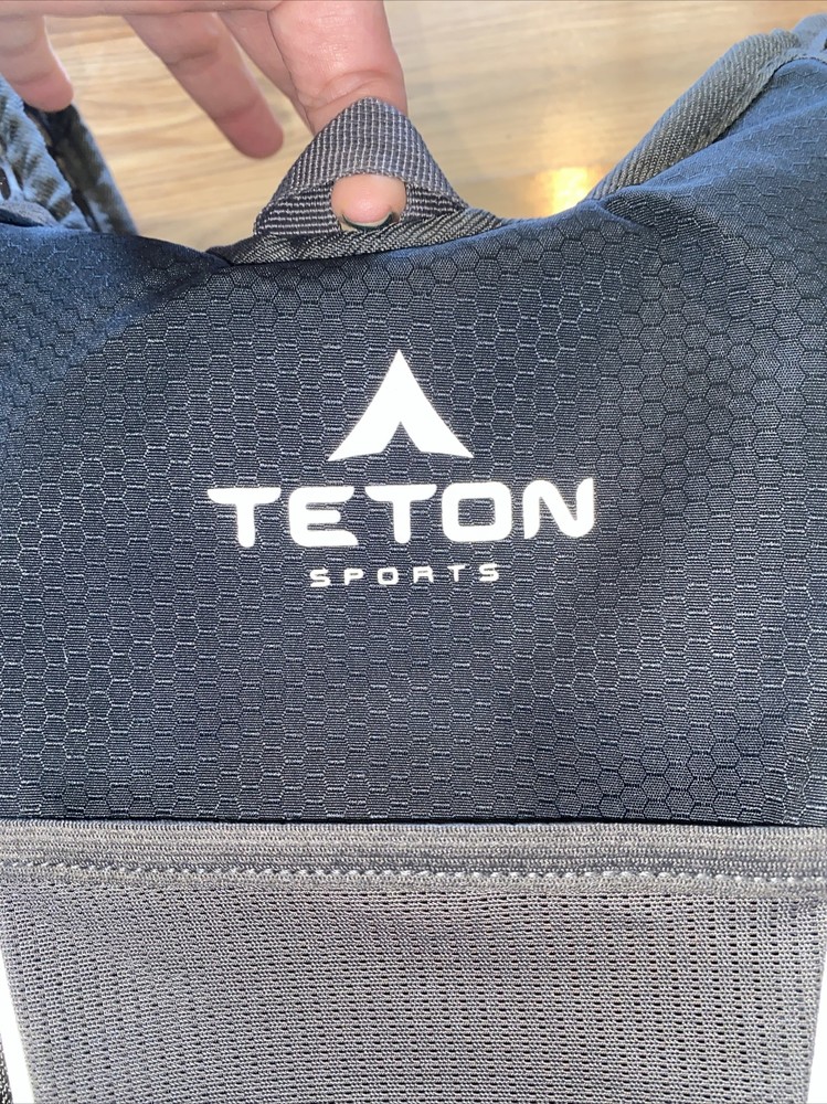 TETON SPORTS HYDRATION BLADDER PACK BACKPACK H20 (MISSING BLADDER )