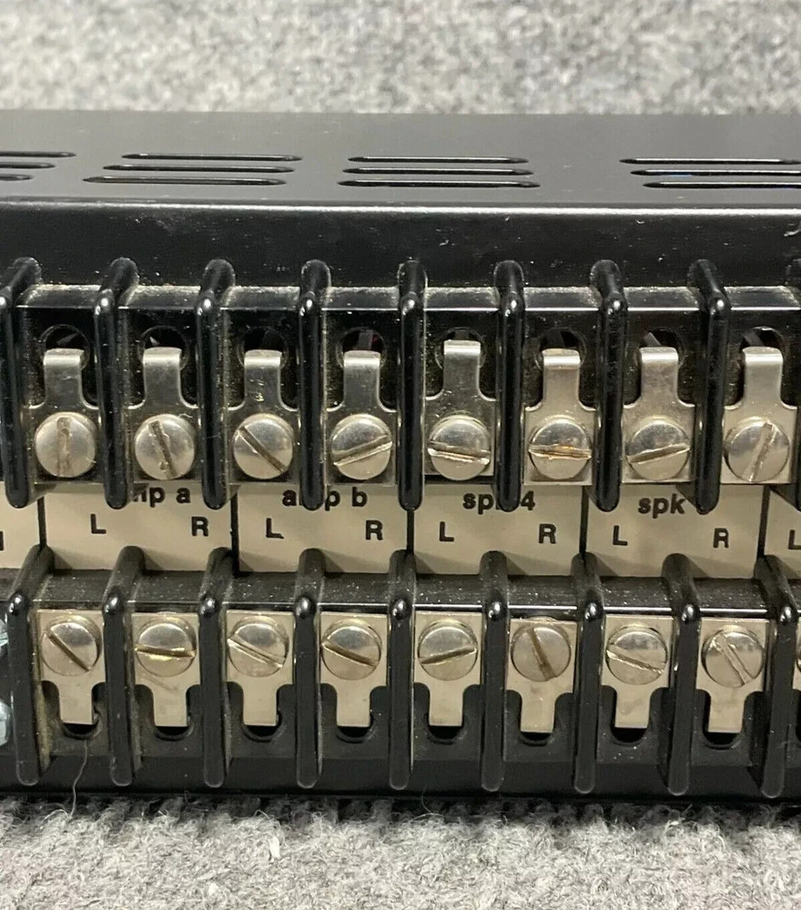 Russound SD-4 Volume Control Multi-Room Multi-Play Model Black