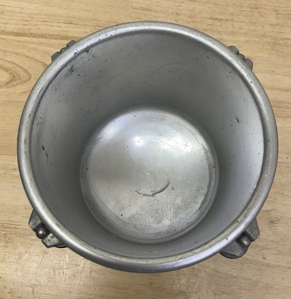 Binks SG2 Plus Pressure Cup Model 80-651 2 Quart Only D