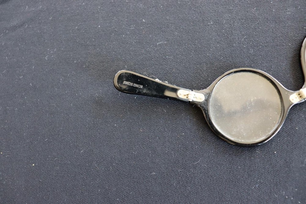 VINTAGE 1950'S FOLDING OPERA GLASSES