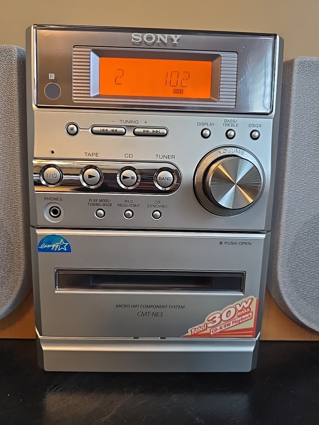 Sony Bookshelf Stereo System CMT-NE3 CD Cassette Tape AM FM Tested