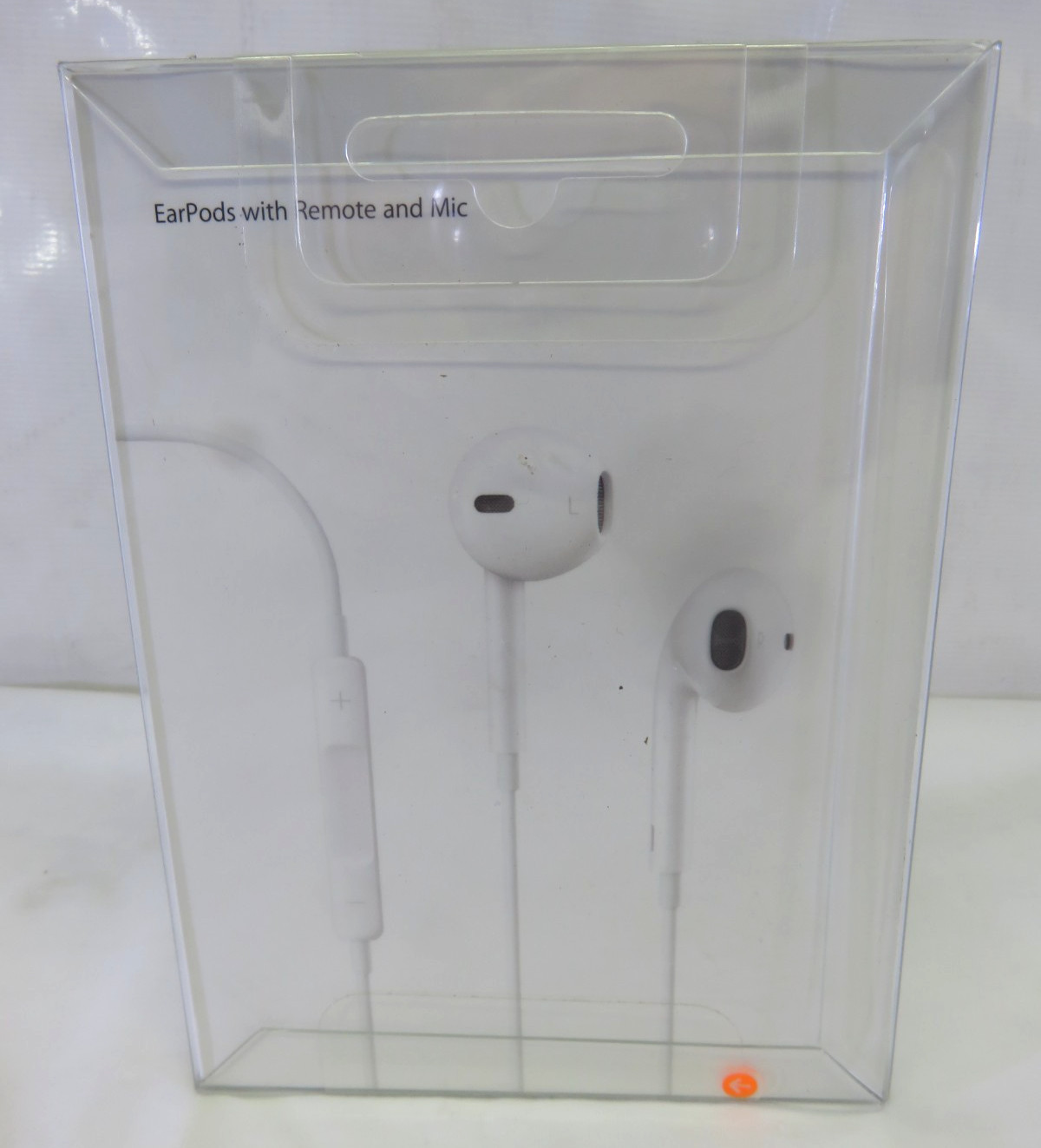 Original OEM Apple iPhone Wired 3.5mm Headset EarPods Headphones MD827LL/A, NEW