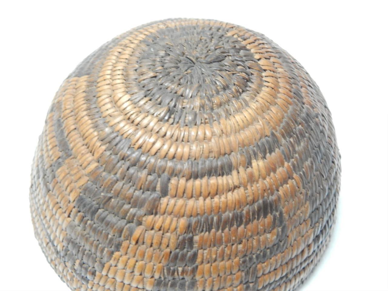 ANTIQUE PIMA INDIAN RARE WOMEN'S / CHILD'S HAT BASKET - MAZE DESIGNS - c.1890s