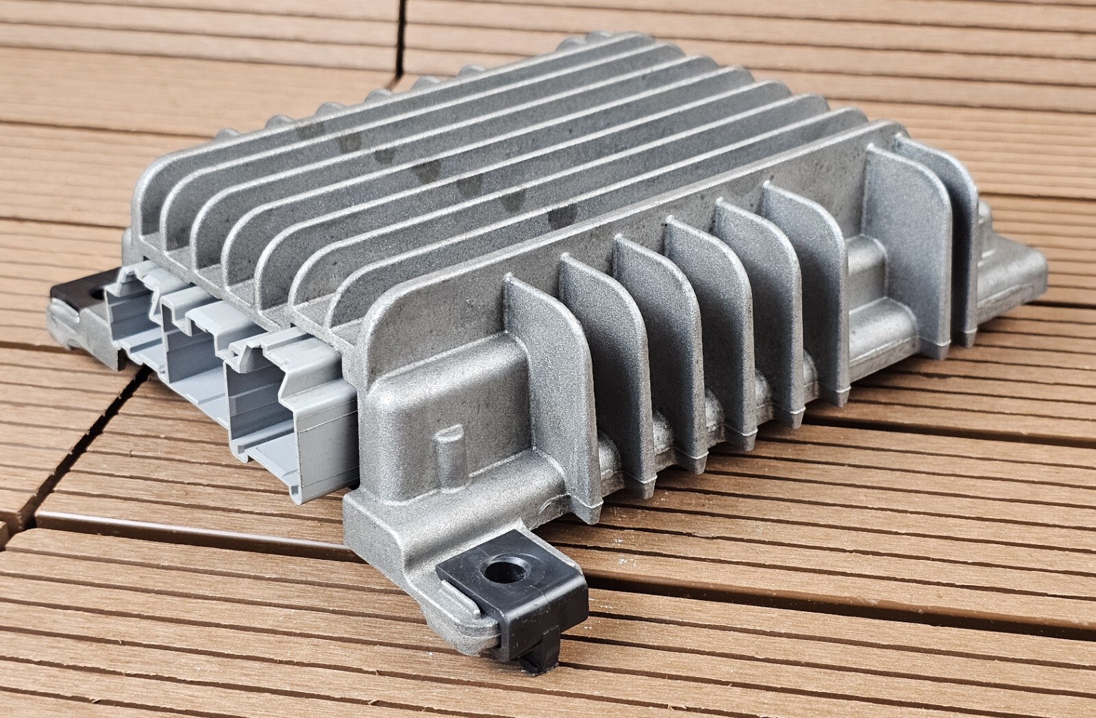 2010-2017 GMC Acadia 25994310 Bose Audio Sound System Amplifier OEM JDM Used