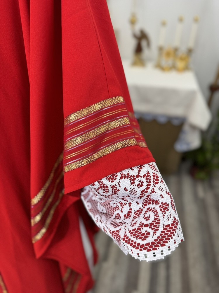 RED COLLARED VESTMENT CHASUBLE & STOLE