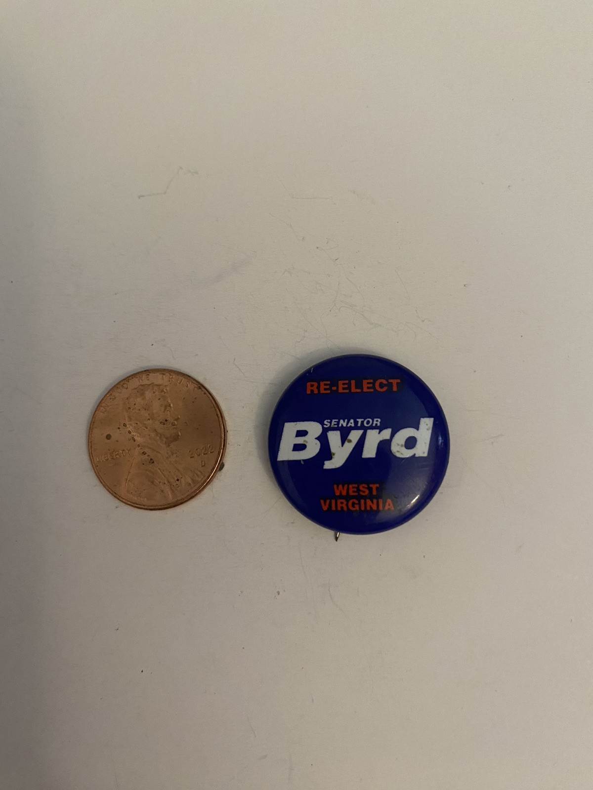 Re-Elect Senator Byrd West Virginia Political Pin Back Button P31